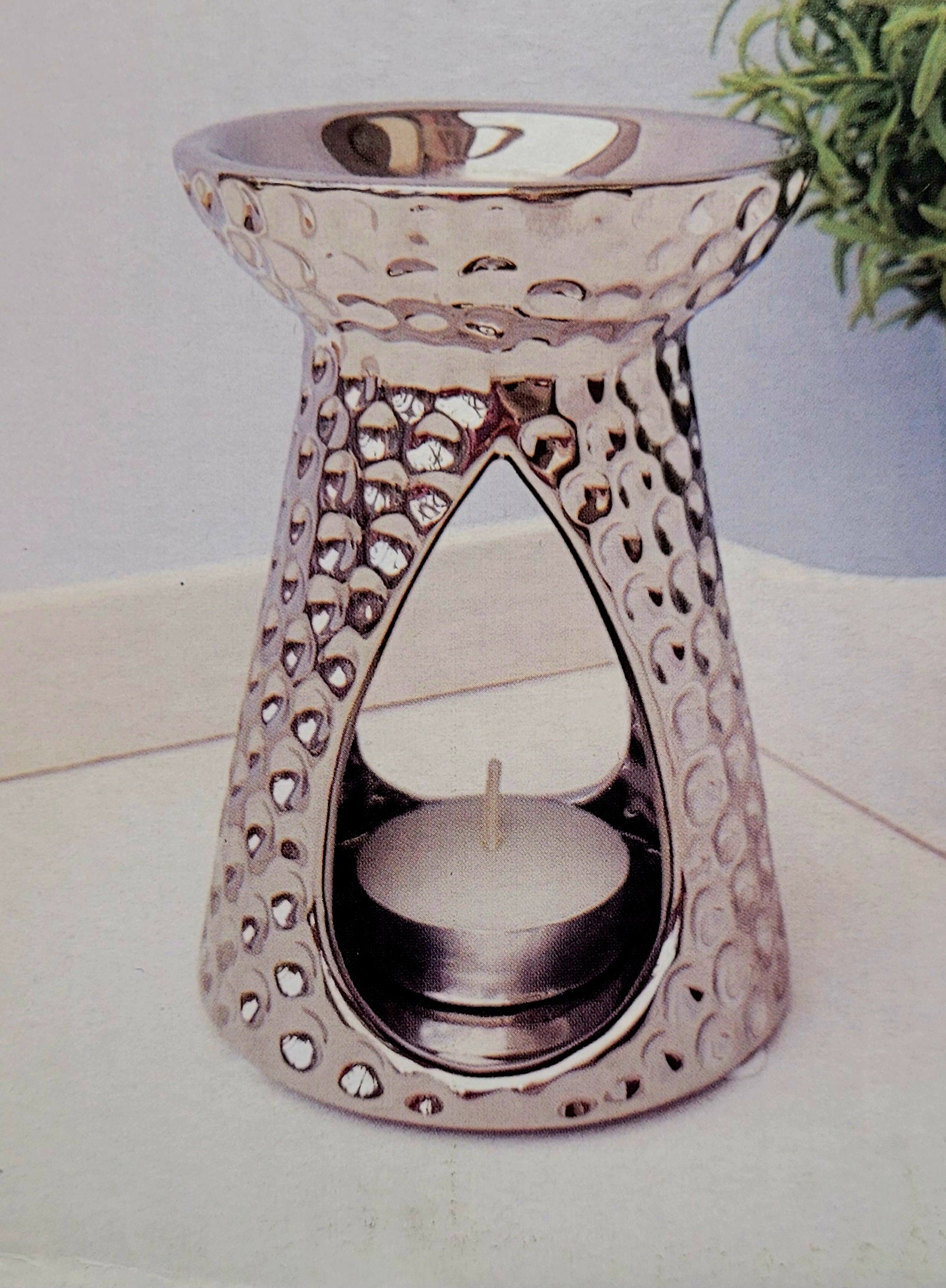 Geo wax melt and oil burner